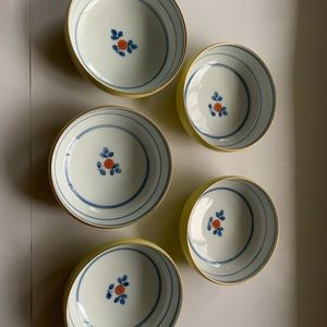 Beautiful Japanese small ceramic bowls - a set of 5